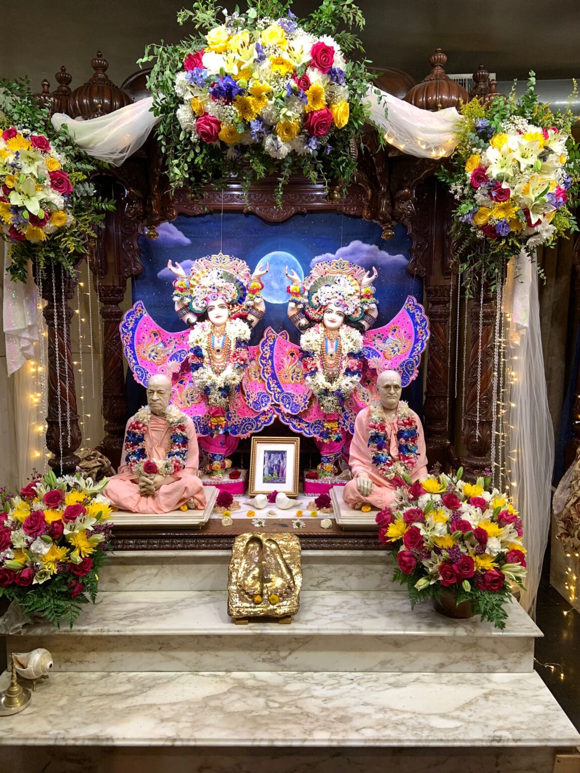 ISKCON Detroit – The Devasadhan Mandir